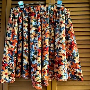 SHEIN Curve Multicolor Floral Shorts